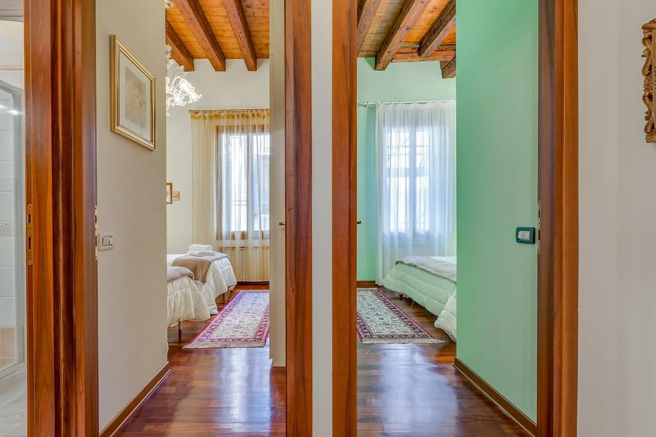 San Moisè Luxury Apartment Venise