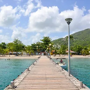 https://maison-du-bonheur-50-m-de-la-plage-anse-lane.comcaribbean.com