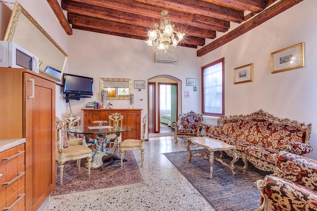 San Moise Luxury Apartment Wenecja